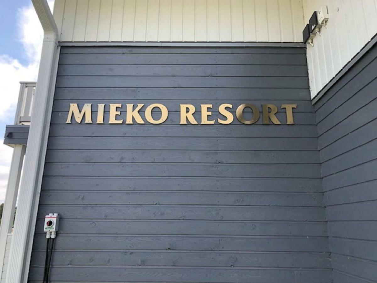 Miekojaervi *